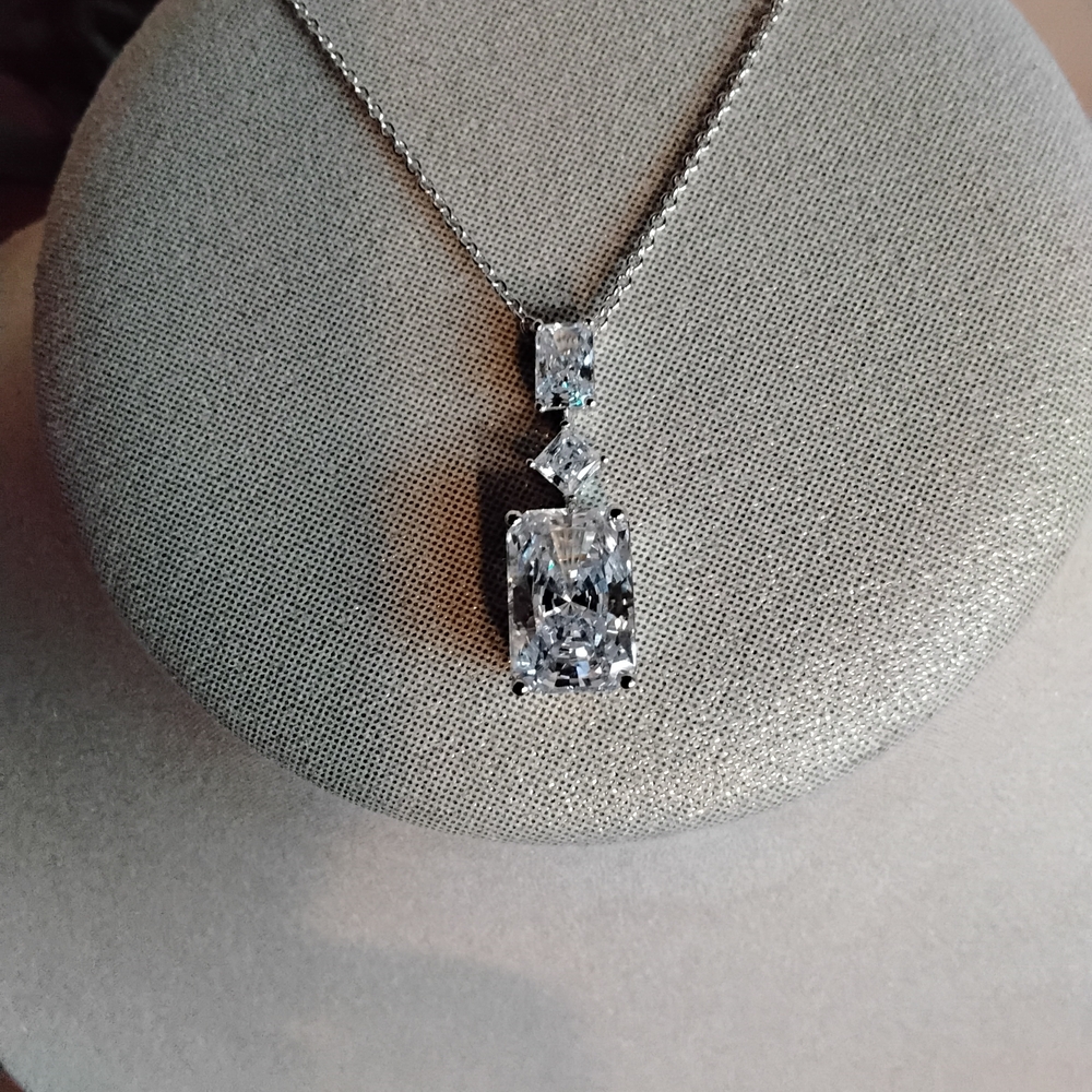 Nadri Silver Pendant Necklace - Picture 4 of 5
